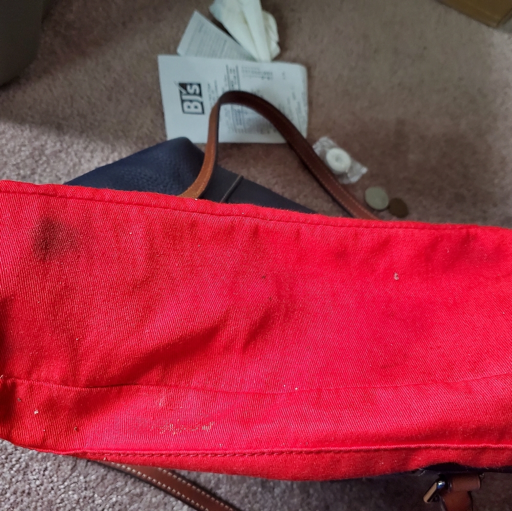Dooney and Bourke navy blue pebbled leather shoulder bag - Picture 2 of 6